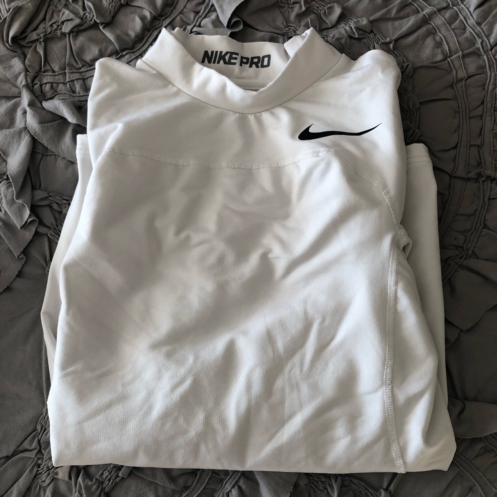 Women’s Nike cold gear
